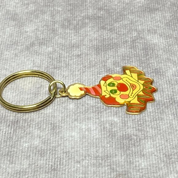 Circus Circus Clown Keychain Vintage Gold-Tone Hotel Casino Souvenir From Taiwan - Picture 5 of 9